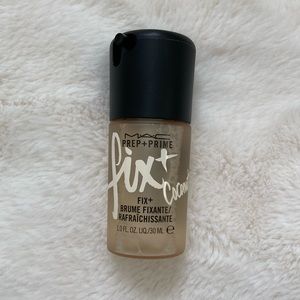Mini MAC Prep + Prime Fix+ Primer and Setting Spray